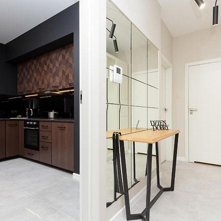 Awangarda Apartment Warsaw Ochota By Renters Prestige エクステリア 写真