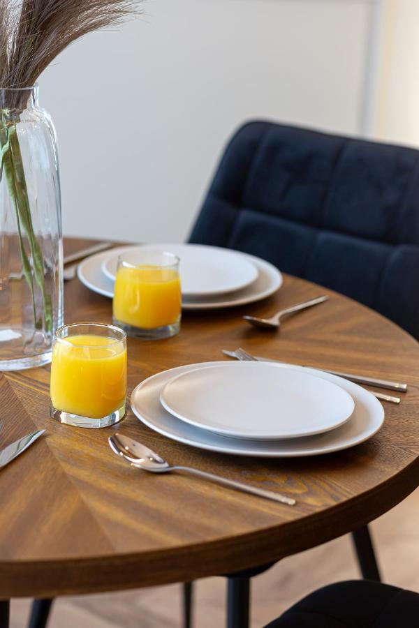 Awangarda Apartment Warsaw Ochota By Renters Prestige エクステリア 写真