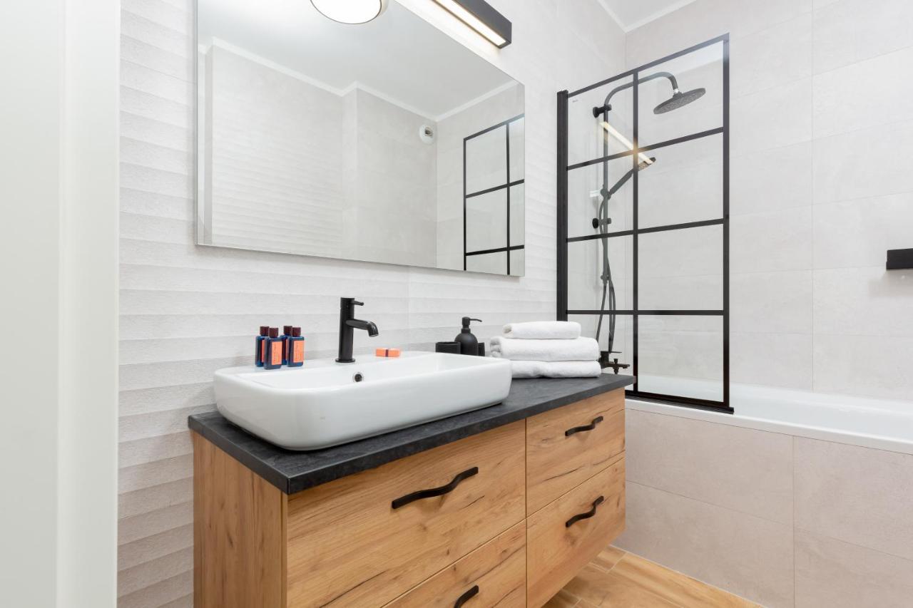 Awangarda Apartment Warsaw Ochota By Renters Prestige エクステリア 写真