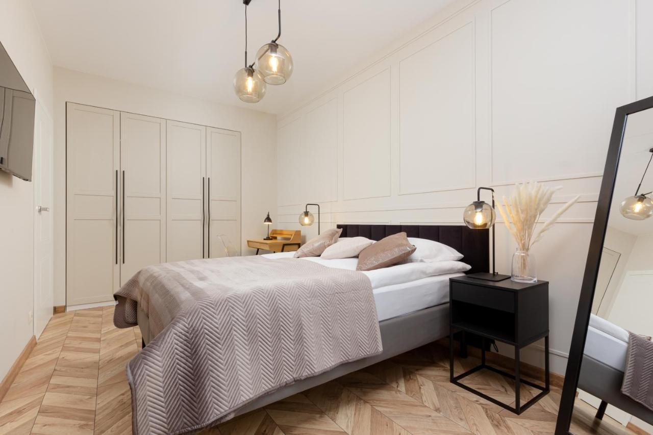 Awangarda Apartment Warsaw Ochota By Renters Prestige エクステリア 写真