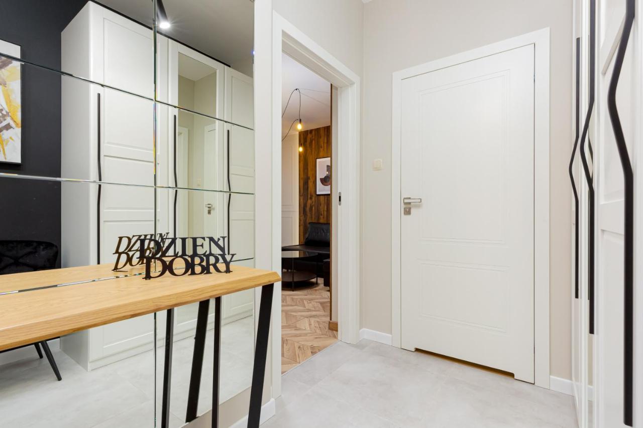 Awangarda Apartment Warsaw Ochota By Renters Prestige エクステリア 写真